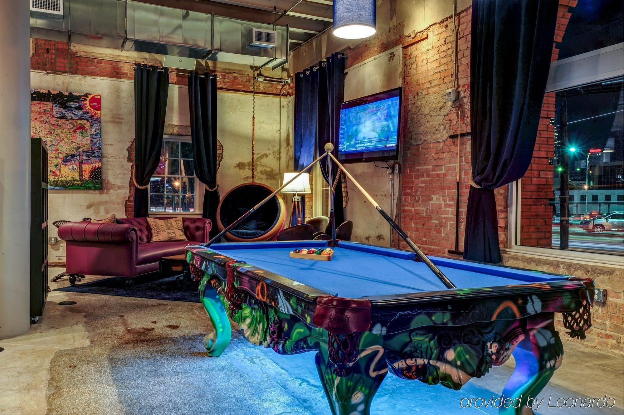 Canvas Hotel Далас Екстериор снимка